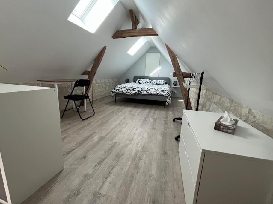 Вилла La Halte Des Marais Huismes Экстерьер фото